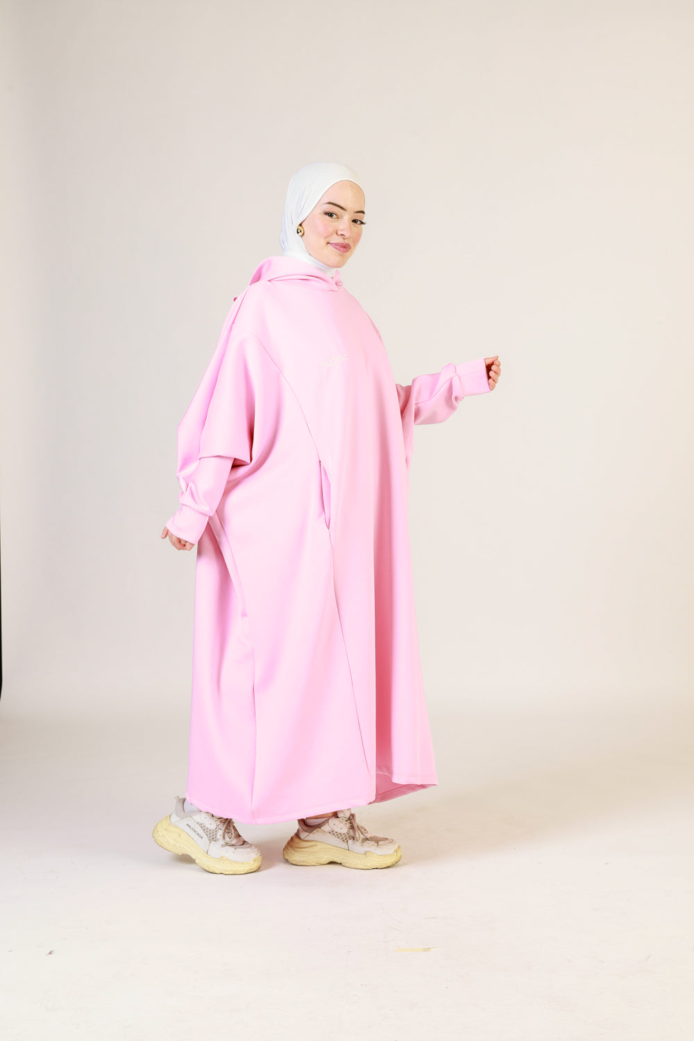 Abaya Hoodie Scupa – Style Urbain et Confort Absolu