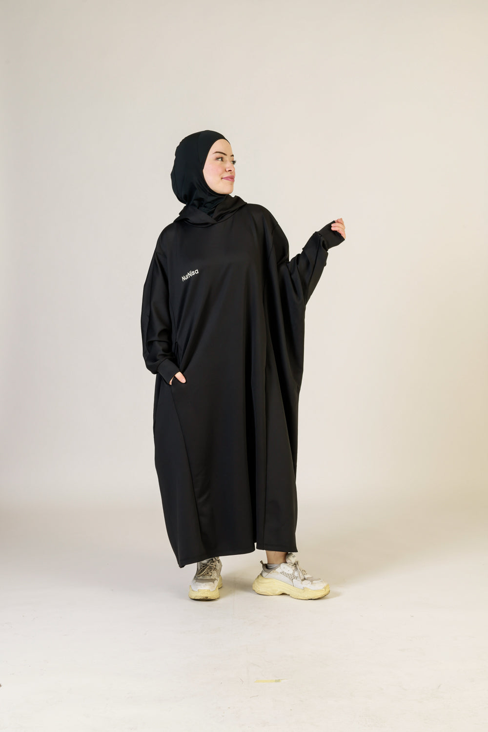 Abaya Hoodie Scupa – Style Urbain et Confort Absolu