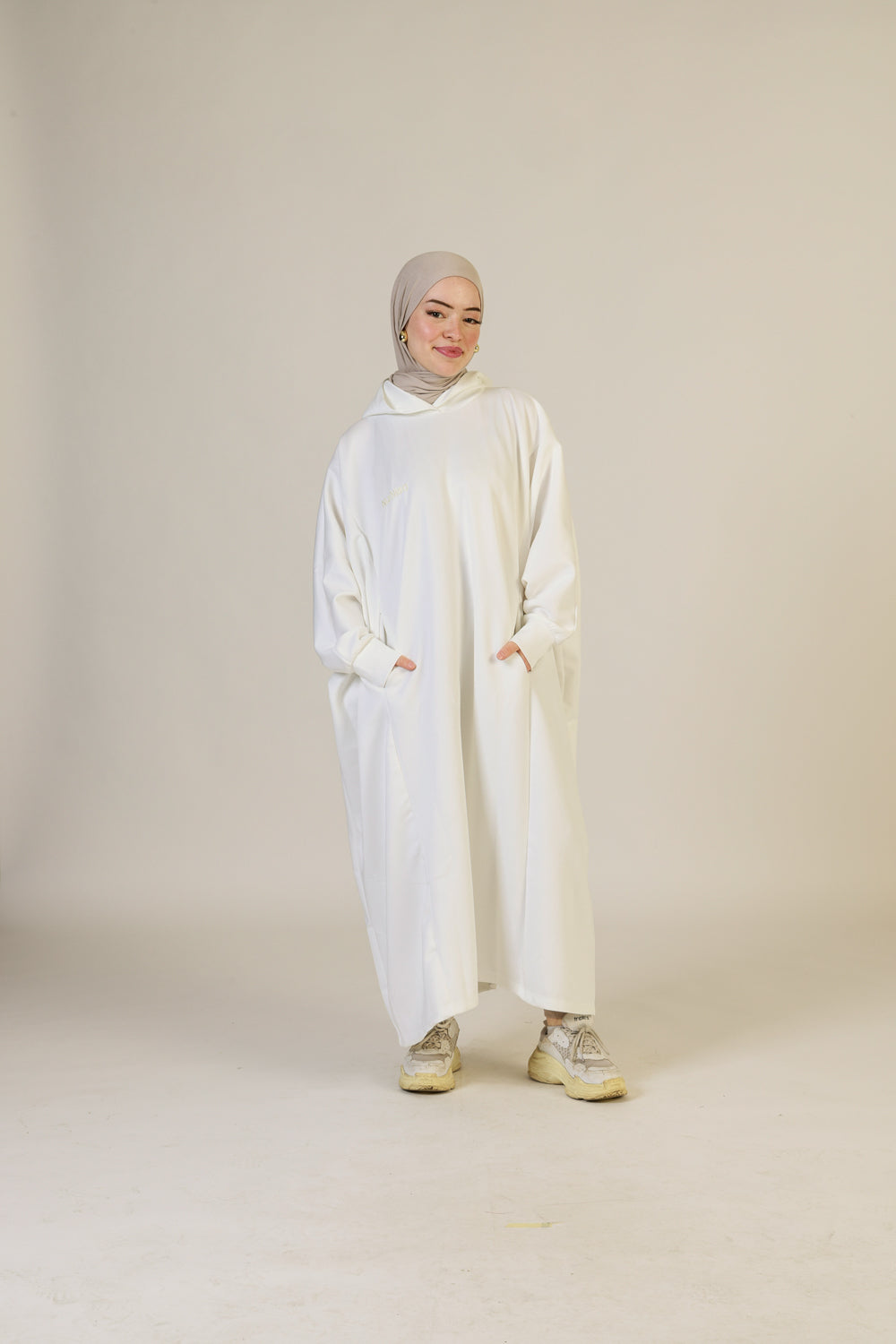 Abaya Hoodie Scupa – Style Urbain et Confort Absolu