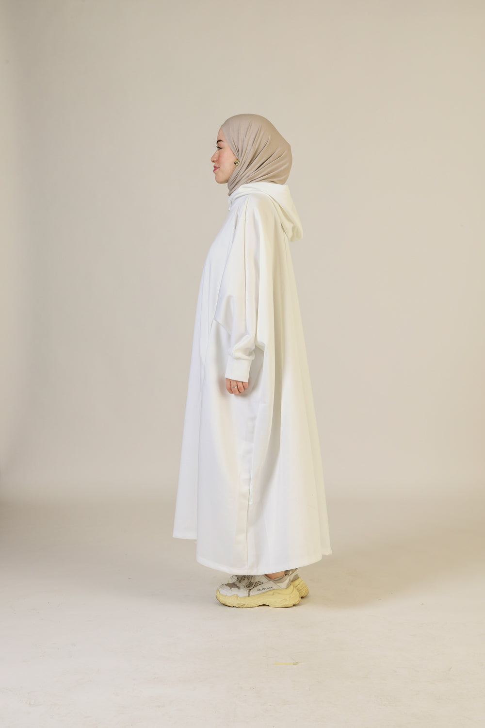 Abaya Hoodie Scupa – Style Urbain et Confort Absolu